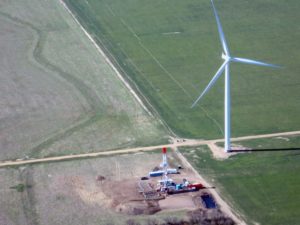Wind Turbine and Rig